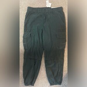 American Eagle Cargos